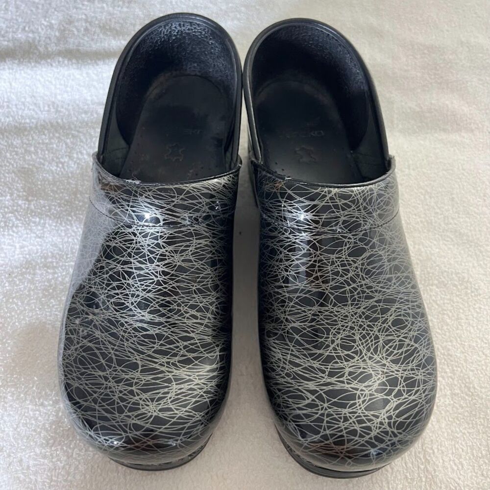 GUC - Dansko Clogs Black and Silver, Size US 10/EU 41 - Picture 2 of 9